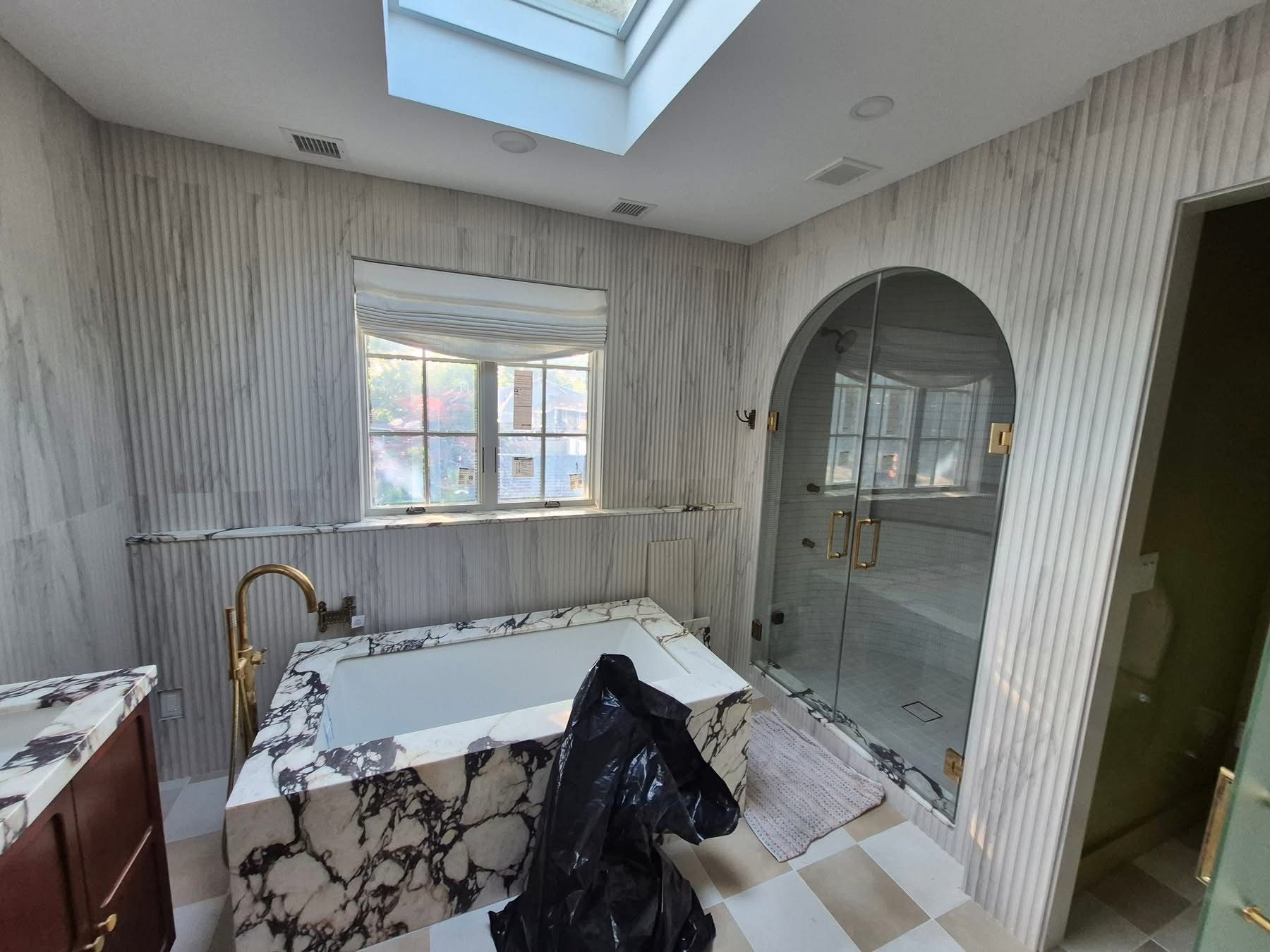 Herringbone Bath Suite